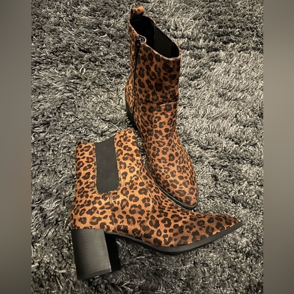 Express Shoes - Leopard Booties